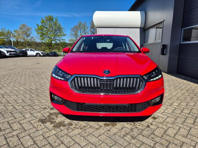 Skoda Fabia 1.0 TSI 95PS Selection 5-t&uuml;rig R&uuml;ckf.Kamera Parksensoren Sitzheizung Multifunktionslenkrad Klima Skoda-Radio Bluetooth Touchscreen Tempomat Nebelsch. Apple CarPlay + Android Auto 