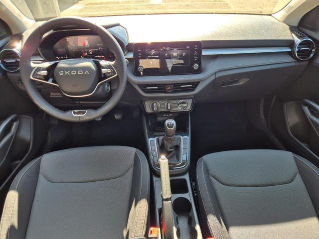 Skoda Fabia 1.0 TSI 95PS Selection 5-t&uuml;rig R&uuml;ckf.Kamera Parksensoren Sitzheizung Multifunktionslenkrad Klima Skoda-Radio Bluetooth Touchscreen Tempomat Nebelsch. Apple CarPlay + Android Auto 