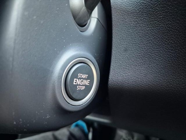 Skoda Fabia 1.0 TSI 95PS Selection 5-t&uuml;rig R&uuml;ckf.Kamera Parksensoren Sitzheizung Multifunktionslenkrad Klima Skoda-Radio Bluetooth Touchscreen Tempomat Nebelsch. Apple CarPlay + Android Auto 