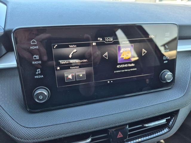 Skoda Fabia 1.0 TSI 95PS Selection 5-t&uuml;rig R&uuml;ckf.Kamera Parksensoren Sitzheizung Multifunktionslenkrad Klima Skoda-Radio Bluetooth Touchscreen Tempomat Nebelsch. Apple CarPlay + Android Auto 