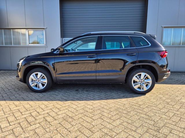 Skoda Karoq - 1.5 TSI 150PS DSG Selection Klimaautomatik Sitzheizung Lenkradheizung ACC PDC v+h R&uuml;ckf.Kamera abg.Scheiben Apple CarPlay Android Auto 17"LM