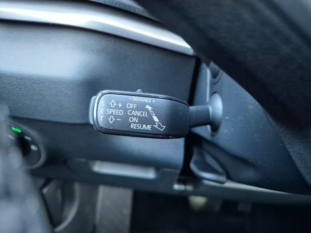 Skoda Karoq 1.5 TSI 150PS DSG Selection Klimaautomatik Sitzheizung Lenkradheizung ACC PDC v+h R&uuml;ckf.Kamera abg.Scheiben Apple CarPlay Android Auto 17"LM 