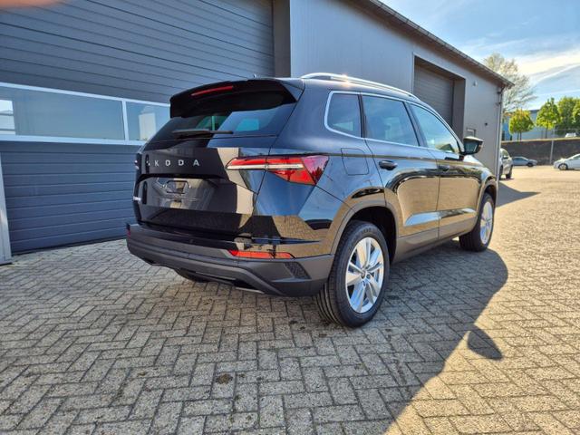 Skoda Karoq 1.5 TSI 150PS DSG Selection AHK Klimaautomatik Sitzheizung Lenkradheizung ACC PDC v+h R&uuml;ckf.Kamera abg.Scheiben Apple CarPlay Android Auto 17"LM 