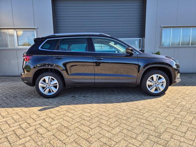Skoda Karoq 1.5 TSI 150PS DSG Selection AHK Klimaautomatik Sitzheizung Lenkradheizung ACC PDC v+h R&uuml;ckf.Kamera abg.Scheiben Apple CarPlay Android Auto 17"LM 