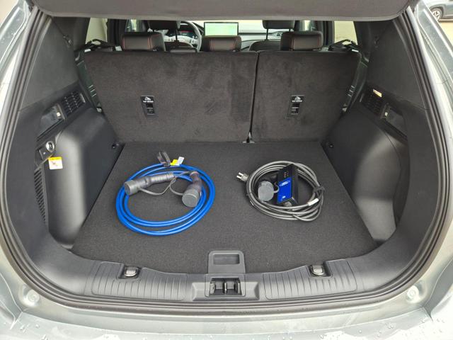 Ford Kuga ST-Line X 243PS PHEV Automatik Matrix-LED schwenkb. AHK elektr. PanoDach Sitzheizung v+h Lenkradheizung Frontscheibe beheizb. Navi SYNC4 Apple CarPlay Android Auto Touchscreen PDC 4xKamera 2xKeyless B+O Sound 19"LM vollelektr. Reichweite 65KM 