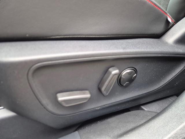 Ford Kuga ST-Line X 243PS PHEV Automatik Matrix-LED schwenkb. AHK elektr. PanoDach Sitzheizung v+h Lenkradheizung Frontscheibe beheizb. Navi SYNC4 Apple CarPlay Android Auto Touchscreen PDC 4xKamera 2xKeyless B+O Sound 19"LM vollelektr. Reichweite 65KM 