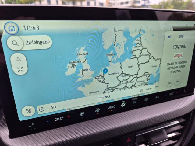 Ford Kuga ST-Line X 243PS PHEV Automatik Matrix-LED schwenkb. AHK elektr. PanoDach Sitzheizung v+h Lenkradheizung Frontscheibe beheizb. Navi SYNC4 Apple CarPlay Android Auto Touchscreen PDC 4xKamera 2xKeyless B+O Sound 19"LM vollelektr. Reichweite 65KM 