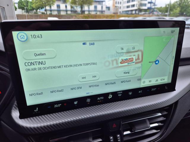 Ford Kuga ST-Line X 243PS PHEV Automatik Matrix-LED schwenkb. AHK elektr. PanoDach Sitzheizung v+h Lenkradheizung Frontscheibe beheizb. Navi SYNC4 Apple CarPlay Android Auto Touchscreen PDC 4xKamera 2xKeyless B+O Sound 19"LM vollelektr. Reichweite 65KM 