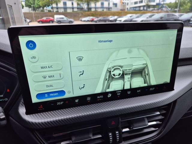 Ford Kuga ST-Line X 243PS PHEV Automatik Matrix-LED schwenkb. AHK elektr. PanoDach Sitzheizung v+h Lenkradheizung Frontscheibe beheizb. Navi SYNC4 Apple CarPlay Android Auto Touchscreen PDC 4xKamera 2xKeyless B+O Sound 19"LM vollelektr. Reichweite 65KM 