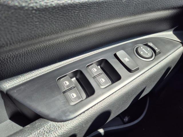 Kia Stonic 1.0 T-GDI MHEV 115PS Automatik NEUES MODELL Sitzheizung Lenkradheizung PDC v+h R&uuml;ckf.Kamera Klima Bluetooth Touchscreen Apple CarPlay Android Auto Tempomat 