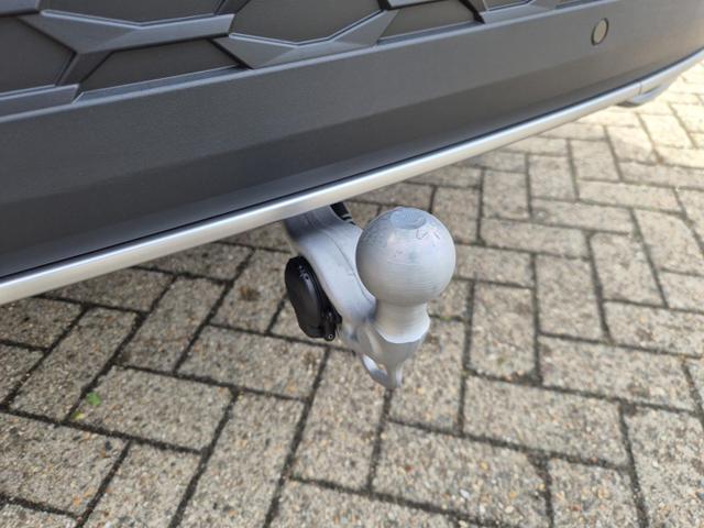 Skoda Kodiaq Sportline 1.5 TSI 204PS PHEV DSG schwenkb. AHK elektr. PanoDach HUD Alcantara PDC v+h 360&deg;Kamera CANTON Sound Klimaautomatik Sitzheizung Lenkradheizung Navi Apple CarPlay Android Auto 2xKeyless 19"LM vollelektr. Reichweite 116KM 