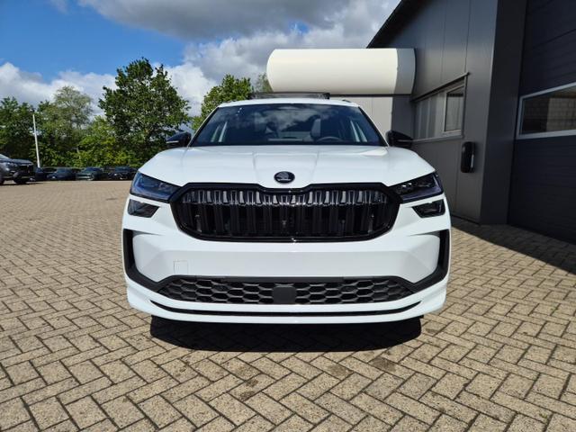 Skoda Kodiaq Sportline 1.5 TSI 204PS PHEV DSG schwenkb. AHK elektr. PanoDach HUD Alcantara PDC v+h 360&deg;Kamera CANTON Sound Klimaautomatik Sitzheizung Lenkradheizung Navi Apple CarPlay Android Auto 2xKeyless 19"LM vollelektr. Reichweite 116KM 