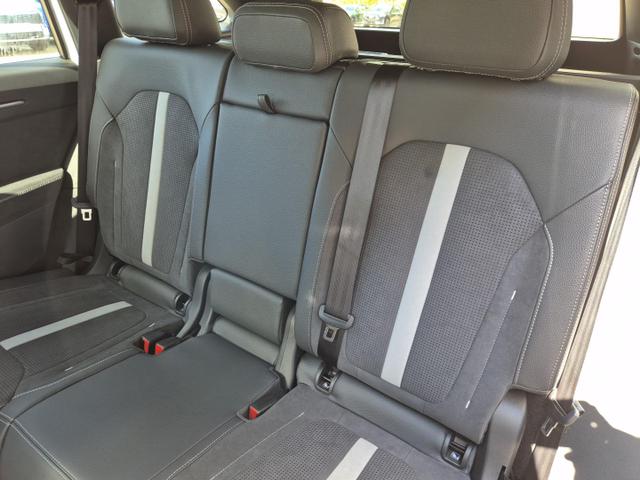 Skoda Kodiaq Sportline 1.5 TSI 204PS PHEV DSG schwenkb. AHK elektr. PanoDach HUD Alcantara PDC v+h 360&deg;Kamera CANTON Sound Klimaautomatik Sitzheizung Lenkradheizung Navi Apple CarPlay Android Auto 2xKeyless 19"LM vollelektr. Reichweite 116KM 