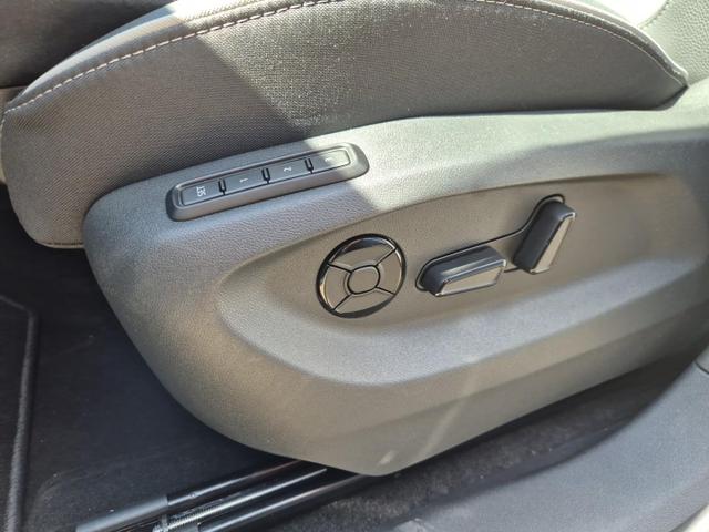 Skoda Kodiaq Sportline 1.5 TSI 204PS PHEV DSG schwenkb. AHK elektr. PanoDach HUD Alcantara PDC v+h 360&deg;Kamera CANTON Sound Klimaautomatik Sitzheizung Lenkradheizung Navi Apple CarPlay Android Auto 2xKeyless 19"LM vollelektr. Reichweite 116KM 