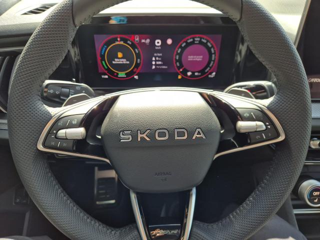 Skoda Kodiaq Sportline 1.5 TSI 204PS PHEV DSG schwenkb. AHK elektr. PanoDach HUD Alcantara PDC v+h 360&deg;Kamera CANTON Sound Klimaautomatik Sitzheizung Lenkradheizung Navi Apple CarPlay Android Auto 2xKeyless 19"LM vollelektr. Reichweite 116KM 