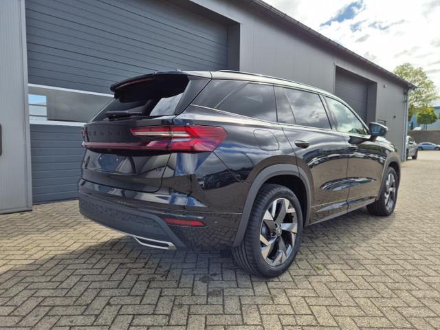 Skoda Kodiaq Sportline 1.5 TSI 204PS PHEV DSG schwenkb. AHK elektr. PanoDach HUD Alcantara PDC v+h 360&deg;Kamera CANTON Sound Klimaautomatik Sitzheizung Lenkradheizung Navi Apple CarPlay Android Auto 2xKeyless 19"LM vollelektr. Reichweite 116KM 