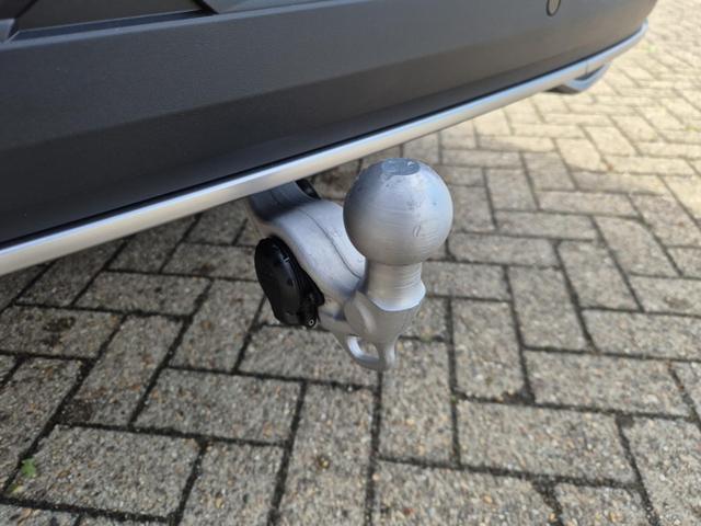 Skoda Kodiaq Sportline 1.5 TSI 204PS PHEV DSG schwenkb. AHK elektr. PanoDach HUD Alcantara PDC v+h 360&deg;Kamera CANTON Sound Klimaautomatik Sitzheizung Lenkradheizung Navi Apple CarPlay Android Auto 2xKeyless 19"LM vollelektr. Reichweite 116KM 