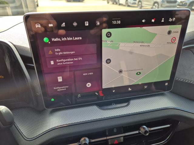 Skoda Kodiaq Sportline 1.5 TSI 204PS PHEV DSG schwenkb. AHK elektr. PanoDach HUD Alcantara PDC v+h 360&deg;Kamera CANTON Sound Klimaautomatik Sitzheizung Lenkradheizung Navi Apple CarPlay Android Auto 2xKeyless 19"LM vollelektr. Reichweite 116KM 