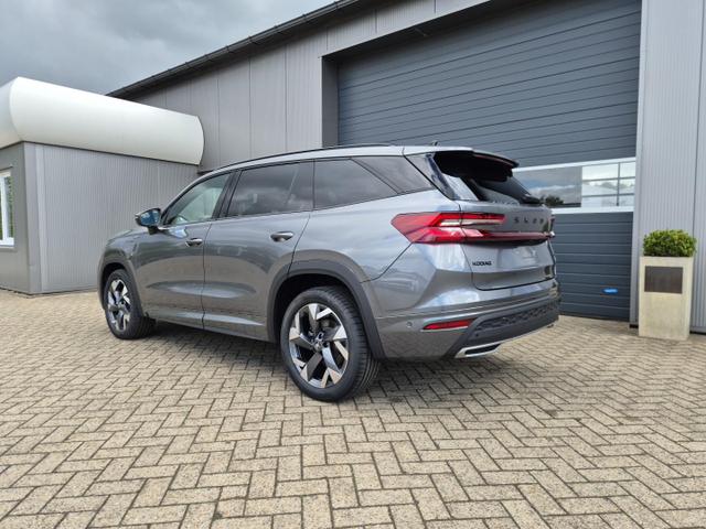 Skoda Kodiaq Sportline 1.5 TSI 204PS PHEV DSG schwenkb. AHK elektr. PanoDach HUD Alcantara PDC v+h 360&deg;Kamera CANTON Sound Klimaautomatik Sitzheizung Lenkradheizung Navi Apple CarPlay Android Auto 2xKeyless 19"LM vollelektr. Reichweite 116KM 