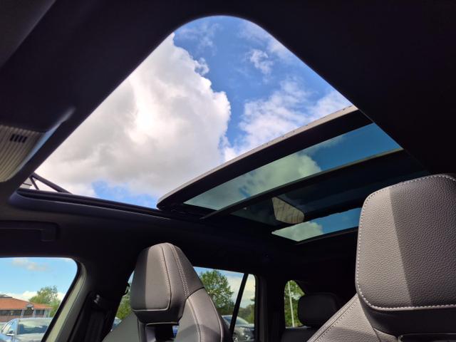 Skoda Kodiaq Sportline 1.5 TSI 204PS PHEV DSG schwenkb. AHK elektr. PanoDach HUD Alcantara PDC v+h 360&deg;Kamera CANTON Sound Klimaautomatik Sitzheizung Lenkradheizung Navi Apple CarPlay Android Auto 2xKeyless 19"LM vollelektr. Reichweite 116KM 