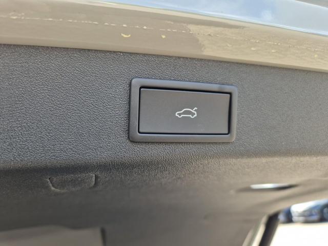 Skoda Kodiaq Sportline 1.5 TSI 204PS PHEV DSG schwenkb. AHK elektr. PanoDach HUD Alcantara PDC v+h 360&deg;Kamera CANTON Sound Klimaautomatik Sitzheizung Lenkradheizung Navi Apple CarPlay Android Auto 2xKeyless 19"LM vollelektr. Reichweite 116KM 