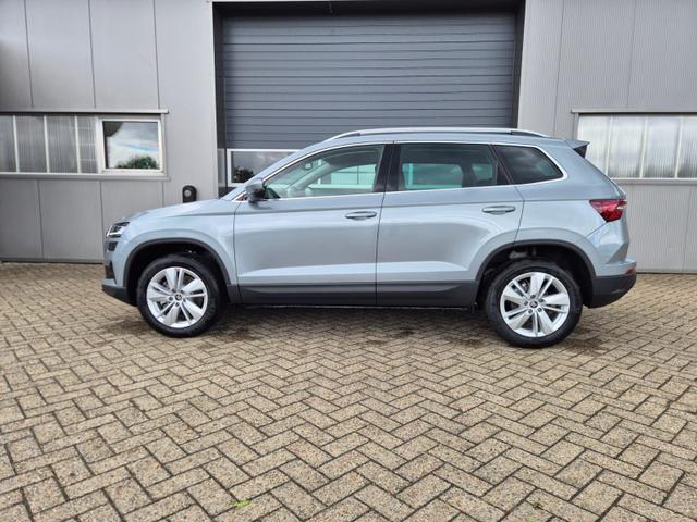 Skoda Karoq - 1.5 TSI 150PS DSG Selection Klimaautomatik Sitzheizung Lenkradheizung ACC PDC v+h R&uuml;ckf.Kamera abg.Scheiben Apple CarPlay Android Auto 17"LM