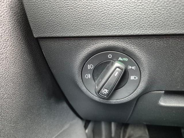 Skoda Karoq 1.5 TSI 150PS DSG Selection AHK Klimaautomatik Sitzheizung Lenkradheizung ACC PDC v+h R&uuml;ckf.Kamera abg.Scheiben Apple CarPlay Android Auto 17"LM 