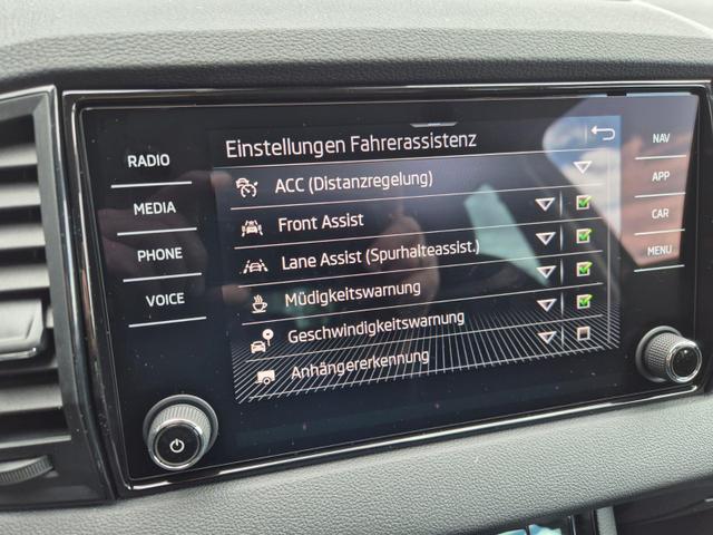 Skoda Karoq 1.5 TSI 150PS DSG Selection AHK Klimaautomatik Sitzheizung Lenkradheizung ACC PDC v+h R&uuml;ckf.Kamera abg.Scheiben Apple CarPlay Android Auto 17"LM 