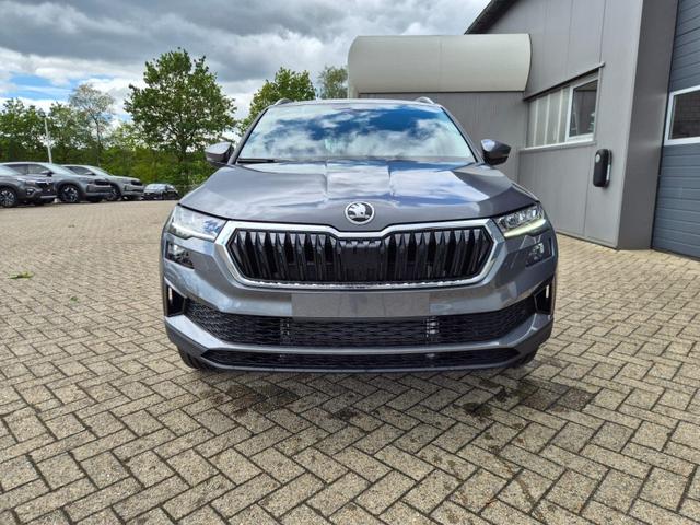 Skoda Karoq 1.5 TSI 150PS DSG Selection AHK Klimaautomatik Sitzheizung Lenkradheizung ACC PDC v+h R&uuml;ckf.Kamera abg.Scheiben Apple CarPlay Android Auto 17"LM 