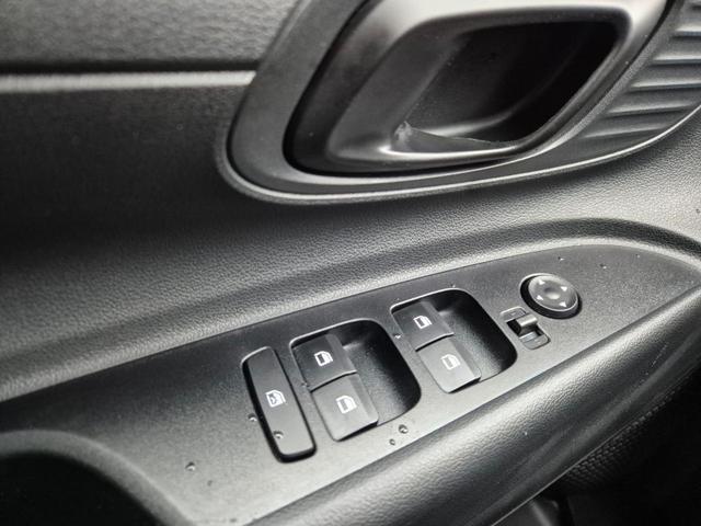 Hyundai i20 1.0 T-GDI 90PS Automatik 5-T&uuml;rer Sitzheizung Lenkradheizung R&uuml;ckf.Kamera PDC Klima Apple CarPlay Android Auto Tempomat Touchscreen 