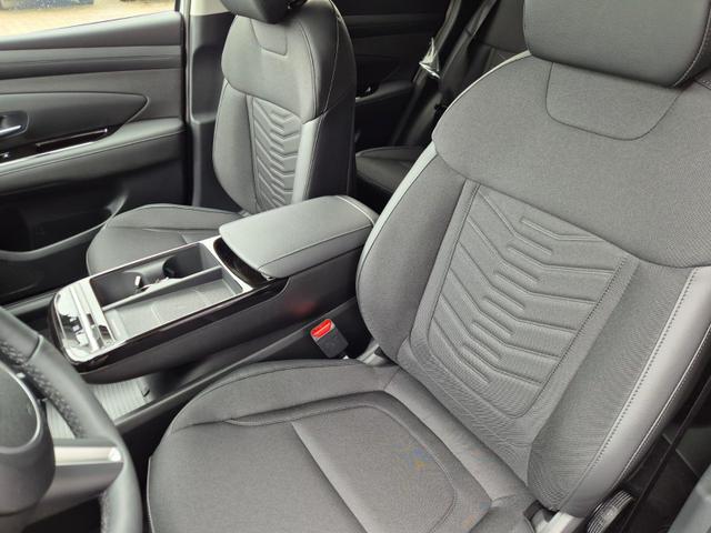 Hyundai TUCSON Trend 1.6 T-GDI 150PS Automatik TZ 2026 Teil-Leder Sitzheizung v+h Lenkradheizung Klimaautomatik Navi Touchscreen DAB+ Apple CarPlay + Android Auto PDC R&uuml;ckf.-Kamera Matrix-LED-Scheinw. 