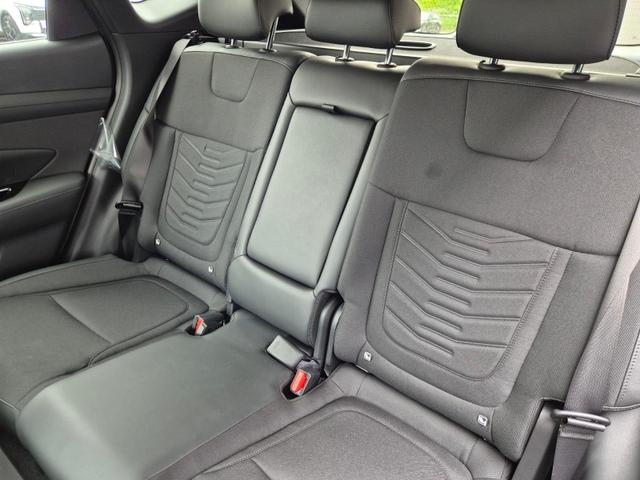 Hyundai TUCSON Trend 1.6 T-GDI 150PS Automatik TZ 2026 Teil-Leder Sitzheizung v+h Lenkradheizung Klimaautomatik Navi Touchscreen DAB+ Apple CarPlay + Android Auto PDC R&uuml;ckf.-Kamera Matrix-LED-Scheinw. 