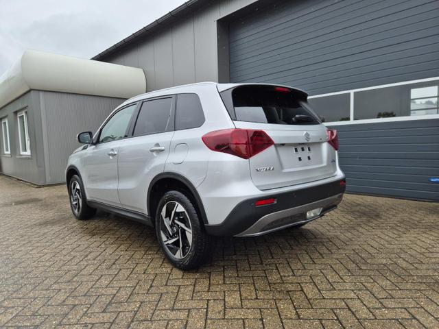 Suzuki Vitara Comfort+ 110PS MHEV 4x4 ALLGRIP 1.4 Boosterjet Allrad Teilleder mit Alcantara Navi Klimaautomatik Sitzheizung ACC PDC v+h R&uuml;ckf.Kamera Suzuki-Radio Apple CarPlay Android Auto Touchscreen 2xKeyless 17-LM 