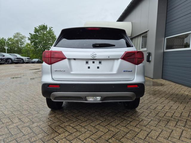 Suzuki Vitara Comfort+ 110PS MHEV 4x4 ALLGRIP 1.4 Boosterjet Allrad Teilleder mit Alcantara Navi Klimaautomatik Sitzheizung ACC PDC v+h R&uuml;ckf.Kamera Suzuki-Radio Apple CarPlay Android Auto Touchscreen 2xKeyless 17-LM 