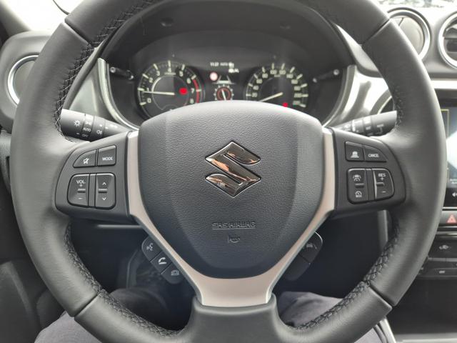 Suzuki Vitara Comfort+ 110PS MHEV 4x4 ALLGRIP 1.4 Boosterjet Allrad Teilleder mit Alcantara Navi Klimaautomatik Sitzheizung ACC PDC v+h R&uuml;ckf.Kamera Suzuki-Radio Apple CarPlay Android Auto Touchscreen 2xKeyless 17-LM 