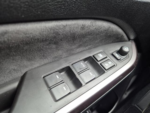 Suzuki Vitara Comfort+ 110PS MHEV 4x4 ALLGRIP 1.4 Boosterjet Allrad Teilleder mit Alcantara Navi Klimaautomatik Sitzheizung ACC PDC v+h R&uuml;ckf.Kamera Suzuki-Radio Apple CarPlay Android Auto Touchscreen 2xKeyless 17-LM 