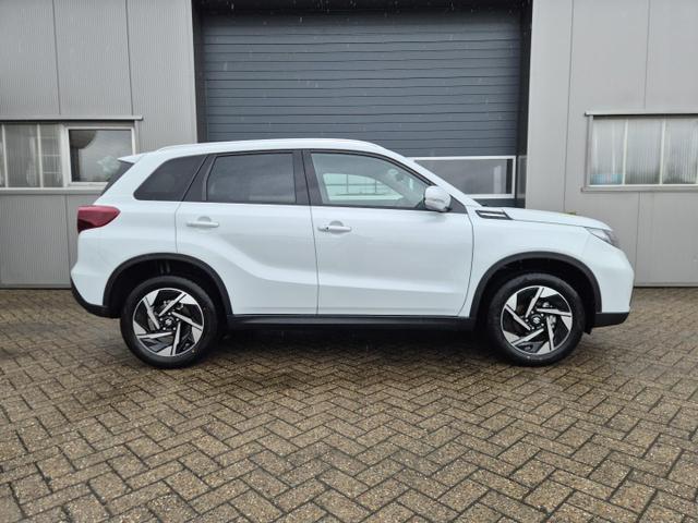 Suzuki Vitara Comfort+ 110PS MHEV 4x4 ALLGRIP 1.4 Boosterjet Allrad Teilleder mit Alcantara Navi Klimaautomatik Sitzheizung ACC PDC v+h R&uuml;ckf.Kamera Suzuki-Radio Apple CarPlay Android Auto Touchscreen 2xKeyless 17-LM 