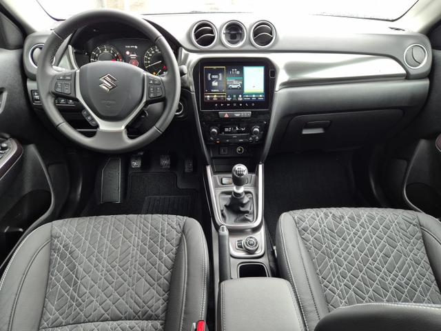 Suzuki Vitara Comfort+ 110PS MHEV 4x4 ALLGRIP 1.4 Boosterjet Allrad Teilleder mit Alcantara Navi Klimaautomatik Sitzheizung ACC PDC v+h R&uuml;ckf.Kamera Suzuki-Radio Apple CarPlay Android Auto Touchscreen 2xKeyless 17-LM 