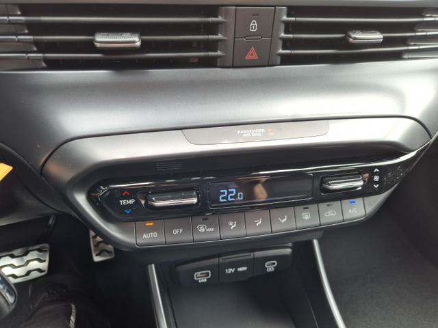 Hyundai BAYON Trend 1.0 T-GDI 90PS Automatik Klimaautomatik R&uuml;ckf.Kamera Parksensoren Sitzheizung Lenkradheizung Bluetooth Touchscreen Tempomat Apple CarPlay + Android Auto 16"LM 