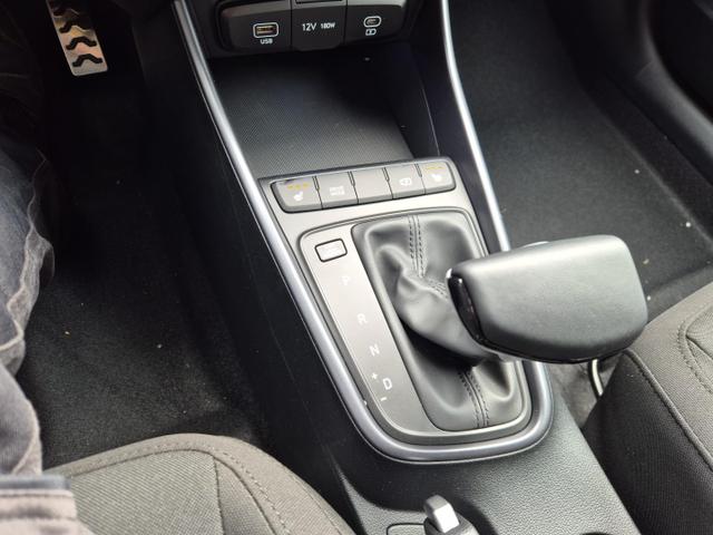 Hyundai BAYON Trend 1.0 T-GDI 90PS Automatik Klimaautomatik R&uuml;ckf.Kamera Parksensoren Sitzheizung Lenkradheizung Bluetooth Touchscreen Tempomat Apple CarPlay + Android Auto 16"LM 