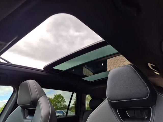Skoda Kodiaq Sportline 1.5 TSI 204PS PHEV DSG schwenkb. AHK elektr. PanoDach HUD Alcantara PDC v+h 360&deg;Kamera CANTON Sound Klimaautomatik Sitzheizung Lenkradheizung Navi Apple CarPlay Android Auto 2xKeyless 19"LM vollelektr. Reichweite 116KM 