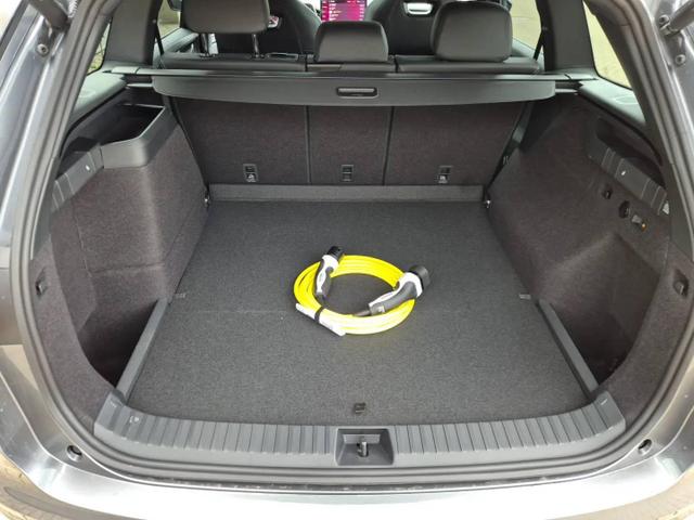 Skoda Kodiaq Sportline 1.5 TSI 204PS PHEV DSG schwenkb. AHK elektr. PanoDach HUD Alcantara PDC v+h 360&deg;Kamera CANTON Sound Klimaautomatik Sitzheizung Lenkradheizung Navi Apple CarPlay Android Auto 2xKeyless 19"LM vollelektr. Reichweite 116KM 
