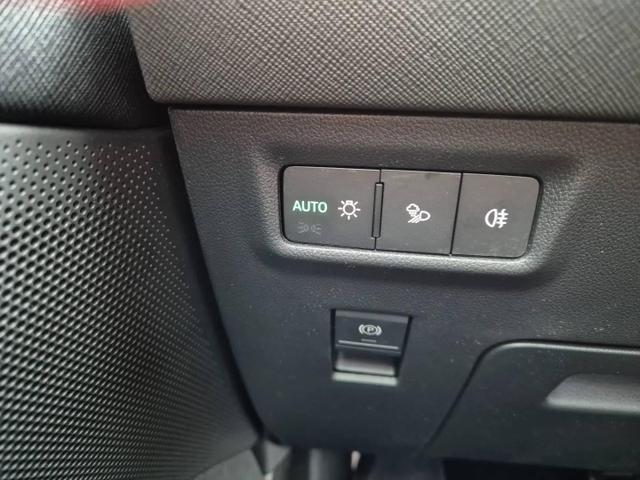 Skoda Kodiaq Sportline 1.5 TSI 204PS PHEV DSG schwenkb. AHK elektr. PanoDach HUD Alcantara PDC v+h 360&deg;Kamera CANTON Sound Klimaautomatik Sitzheizung Lenkradheizung Navi Apple CarPlay Android Auto 2xKeyless 19"LM vollelektr. Reichweite 116KM 