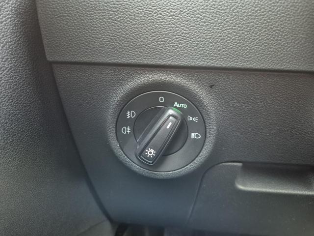 Skoda Karoq 1.5 TSI 150PS DSG Selection Klimaautomatik Sitzheizung Lenkradheizung ACC PDC v+h R&uuml;ckf.Kamera abg.Scheiben Apple CarPlay Android Auto 17"LM 