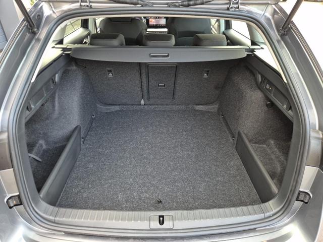Skoda Octavia Combi 1.5 TSI 150PS m-HEV DSG Selection AHK Klimaautomatik ACC PDC v+h R&uuml;ckf.Kamera Sitzheizung TWA Apple CarPlay Android Auto 16"LM 