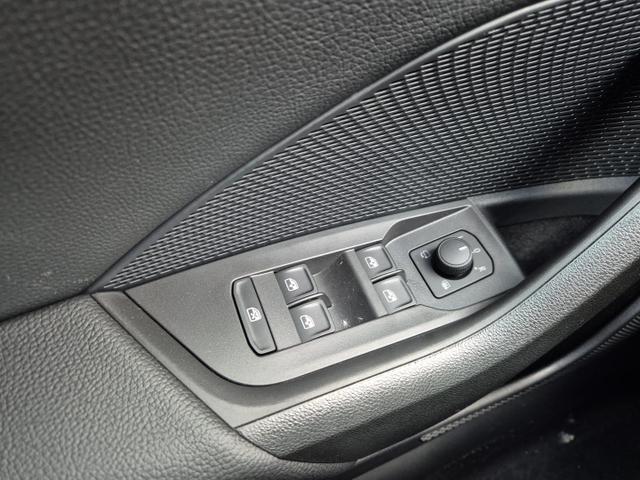 Skoda Octavia Combi 1.5 TSI 150PS m-HEV DSG Selection AHK Klimaautomatik ACC PDC v+h R&uuml;ckf.Kamera Sitzheizung TWA Apple CarPlay Android Auto 16"LM 