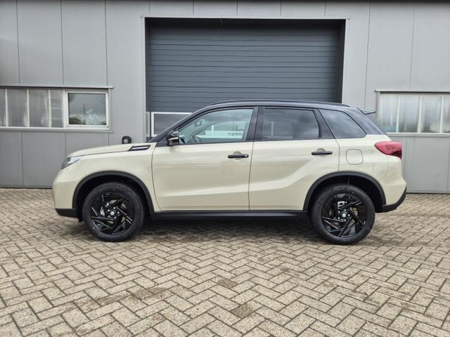Suzuki Vitara Comfort+ 110PS Automatik MHEV 4x4 ALLGRIP 1.4 Boosterjet Black Edition Panodach Teilleder Navi Klimaautomatik Sitzheizung ACC PDC v+h R&uuml;ckf.Kamera Suzuki-Radio Apple CarPlay Android Auto Touchscreen 2xKeyless 17-LM 