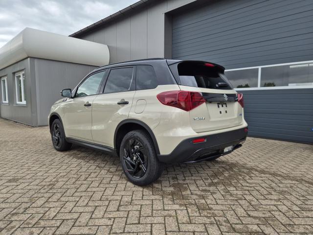 Suzuki Vitara Comfort+ 110PS Automatik MHEV 4x4 ALLGRIP 1.4 Boosterjet Black Edition Panodach Teilleder Navi Klimaautomatik Sitzheizung ACC PDC v+h R&uuml;ckf.Kamera Suzuki-Radio Apple CarPlay Android Auto Touchscreen 2xKeyless 17-LM 
