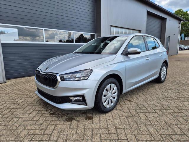 Skoda Fabia - 1.0 TSI 115PS DSG Selection 5-t&uuml;rig R&uuml;ckf.Kamera Parksensoren Sitzheizung Multifunktionslenkrad Klima Skoda-Radio Bluetooth Touchscreen Tempomat Nebelsch. Apple CarPlay + Android Auto