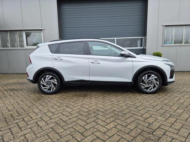 Hyundai BAYON Trend 1.0 T-GDI 90PS Klimaautomatik R&uuml;ckf.Kamera Parksensoren Sitzheizung Lenkradheizung Bluetooth Touchscreen Tempomat Apple CarPlay + Android Auto 16"LM 